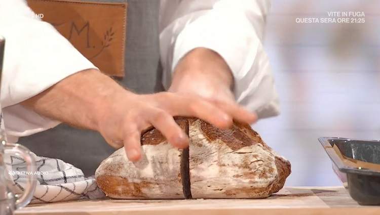 Pane mela e cannella è sempre mezzogiorno