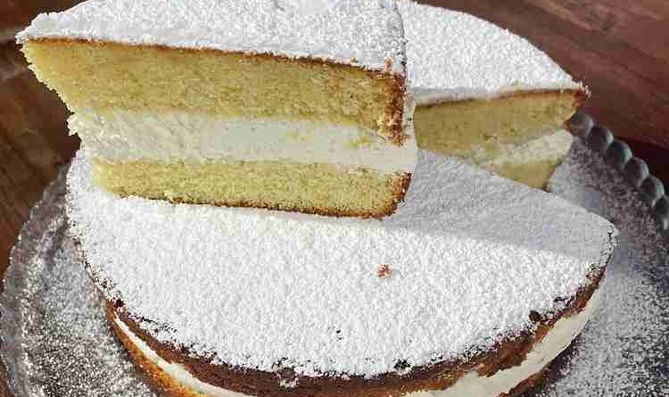 Torta al latte caldo è sempre mezzogiorno