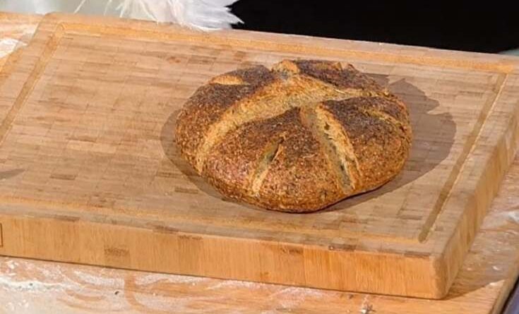 Pane divino è sempre mezzogiorno